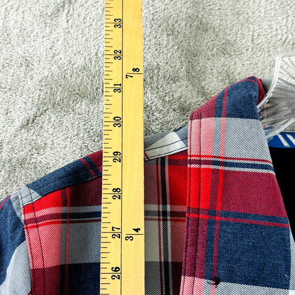 Adidas Snowboarding Riding Shirt Mens M Red Navy Plaid Shacket‎ Lined Button Up - Picture 10 of 10